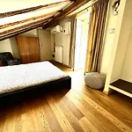 Le Finestre Sulla Mole Apartment *