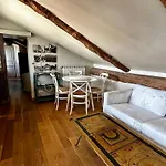 Apartment Le Finestre Sulla Mole