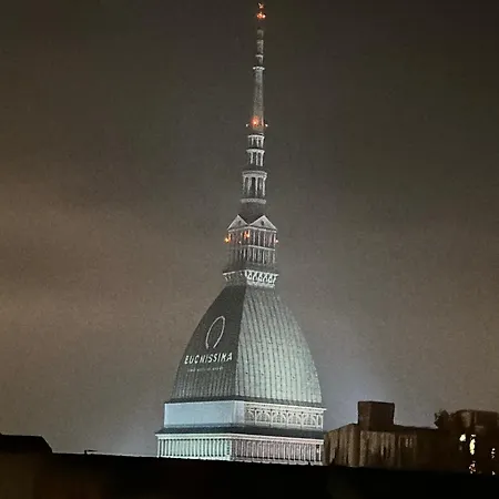 Le Finestre Sulla Mole * Turin