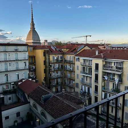 Le Finestre Sulla Mole Apartman *