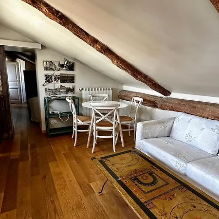 Apartment Le Finestre Sulla Mole