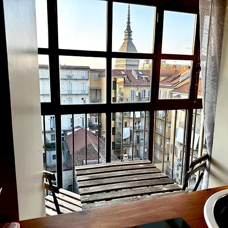 Le Finestre Sulla Mole * Turin