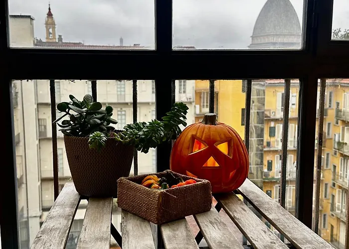 Le Finestre Sulla Mole
