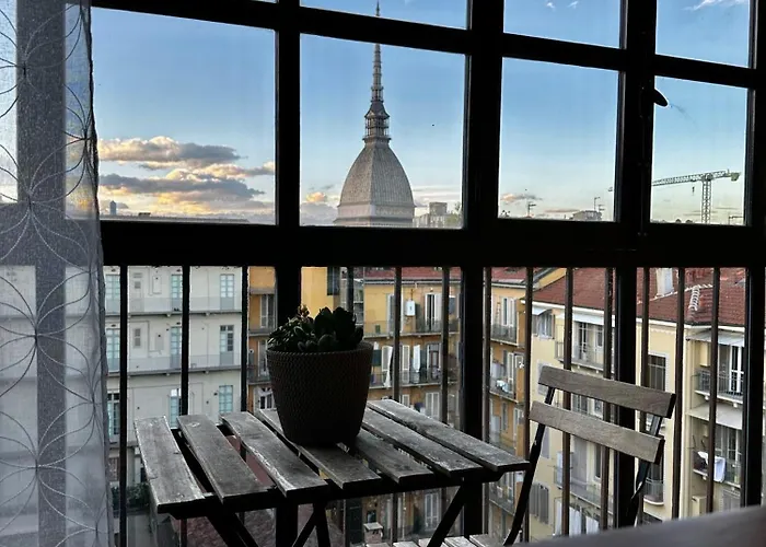 Le Finestre Sulla Mole Apartamento *